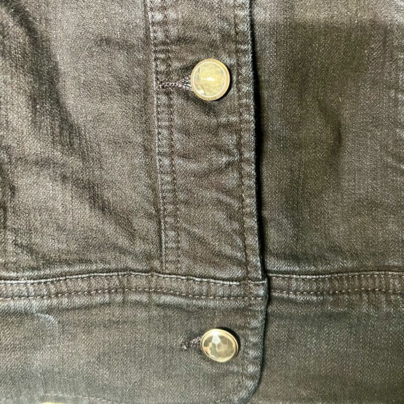 Chicos platinum stretch denim jacket with rhinestone detail on shoulders - Picture 4 of 4